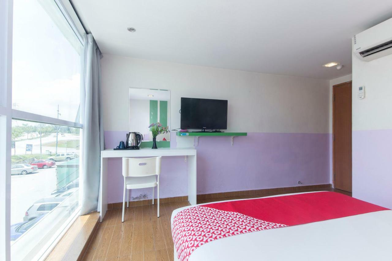 Oyo 419 City Boutique Hotel Bangi Exterior foto